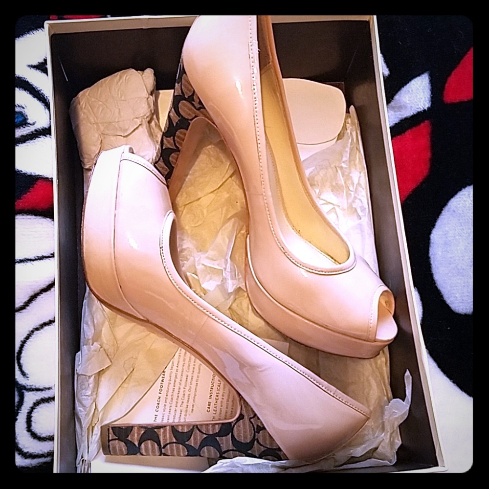Coach Peep Toe pumps
